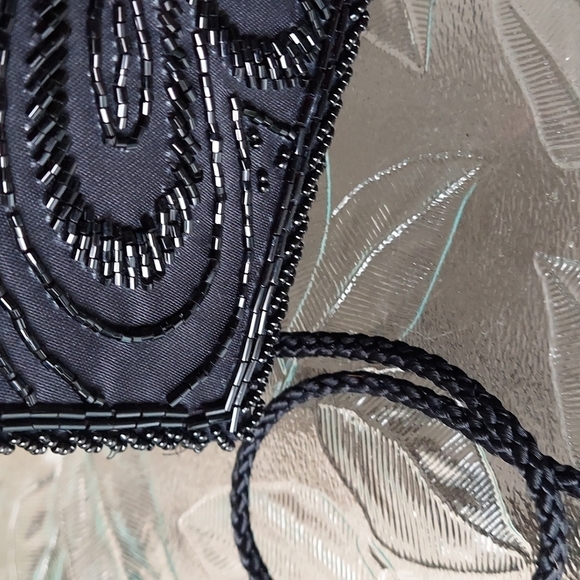 Handmade beaded purse black with sparkle beads Design Crossbody Magnet closure - Picture 12 of 12